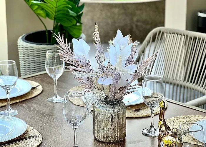 5br With Private Pool Sukhumvit 10mins Bts *