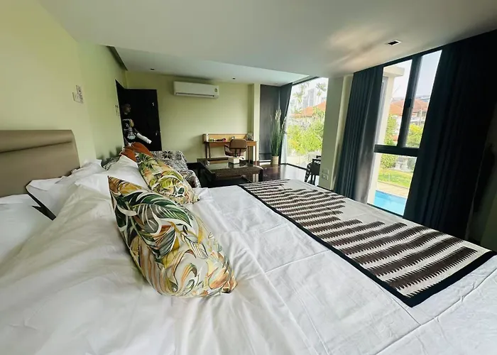 5br With Private Pool Sukhumvit 10mins Bts 曼谷